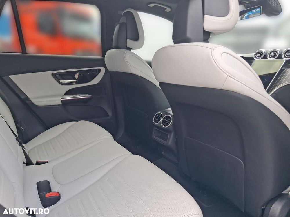 Mercedes-Benz GLC 300 e 4Matic 9G-TRONIC Edition AMG Line - 16