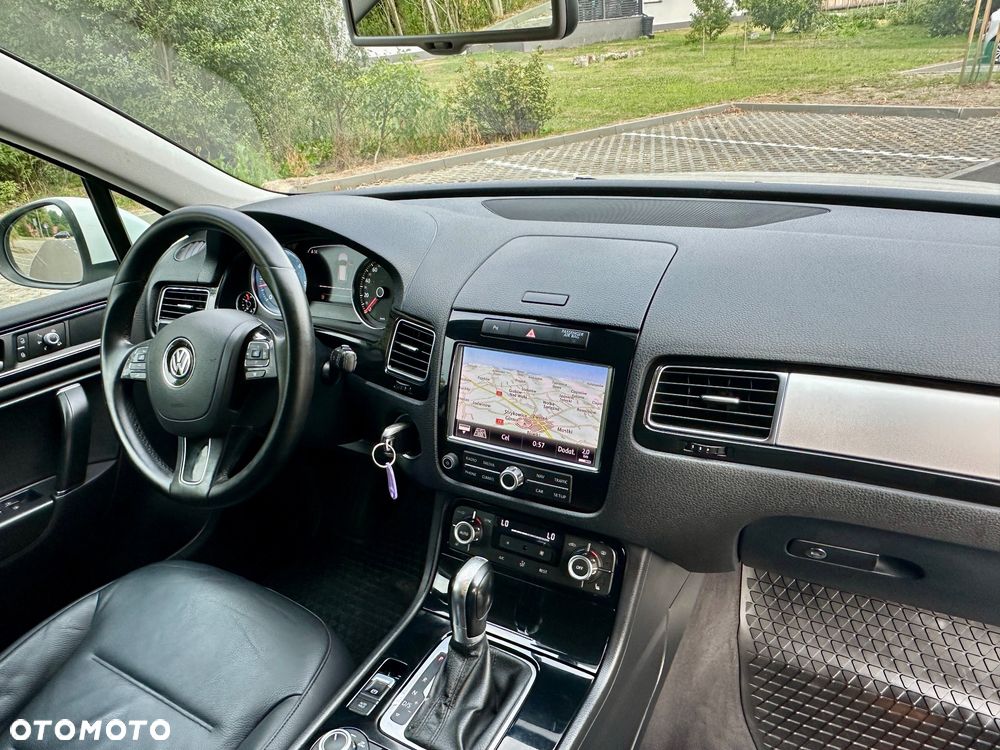 Volkswagen Touareg - 9
