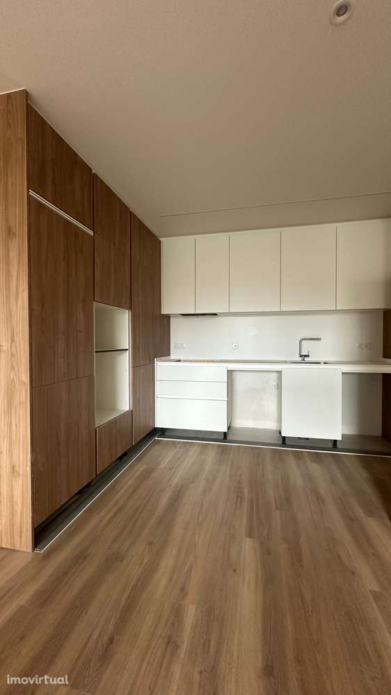 Apartamento, 55 m², Santa Marinha e São Pedro da Afurada - Grande imagem: 3/25