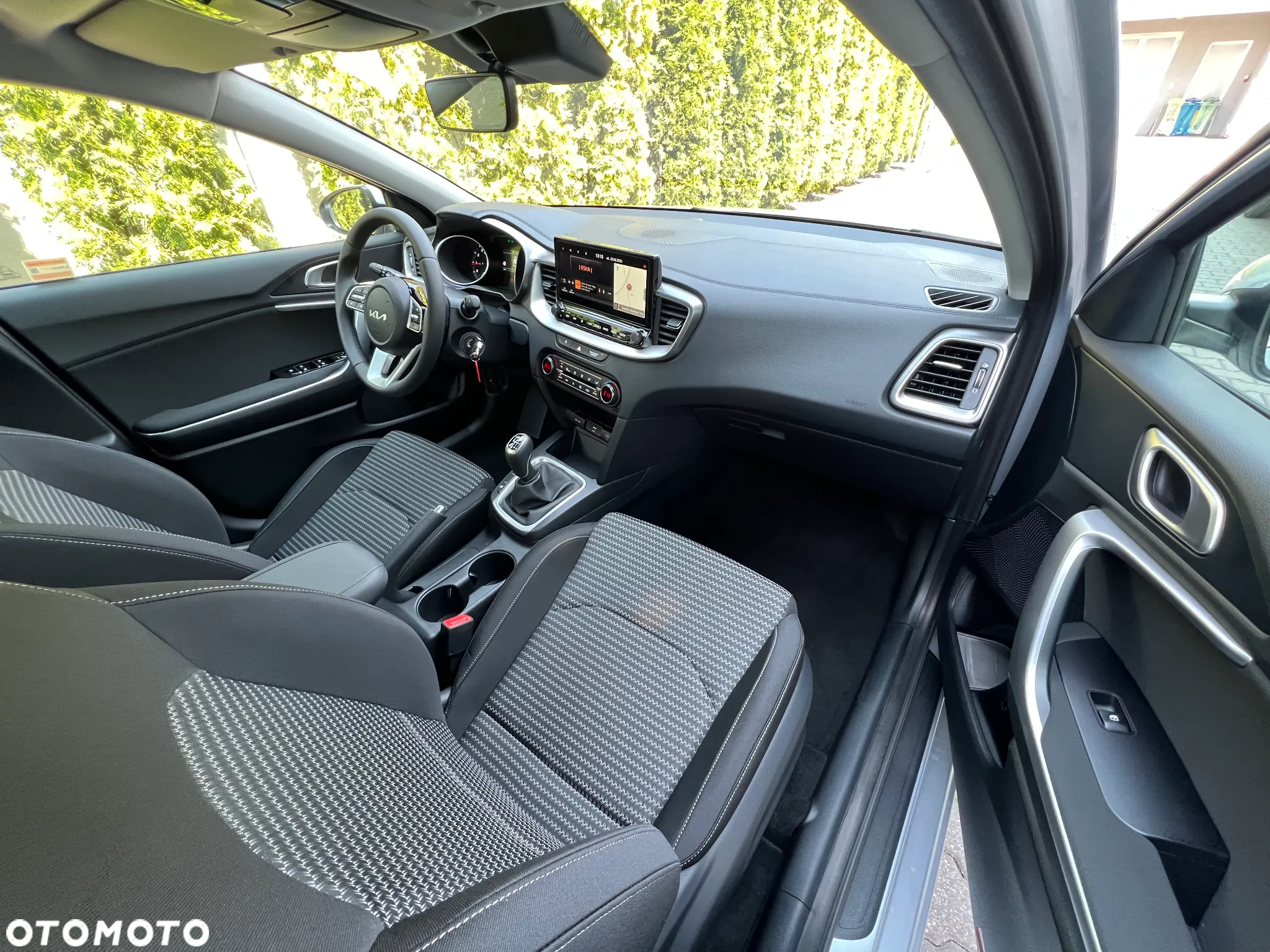 Kia Ceed 1.5 T-GDI M - 28
