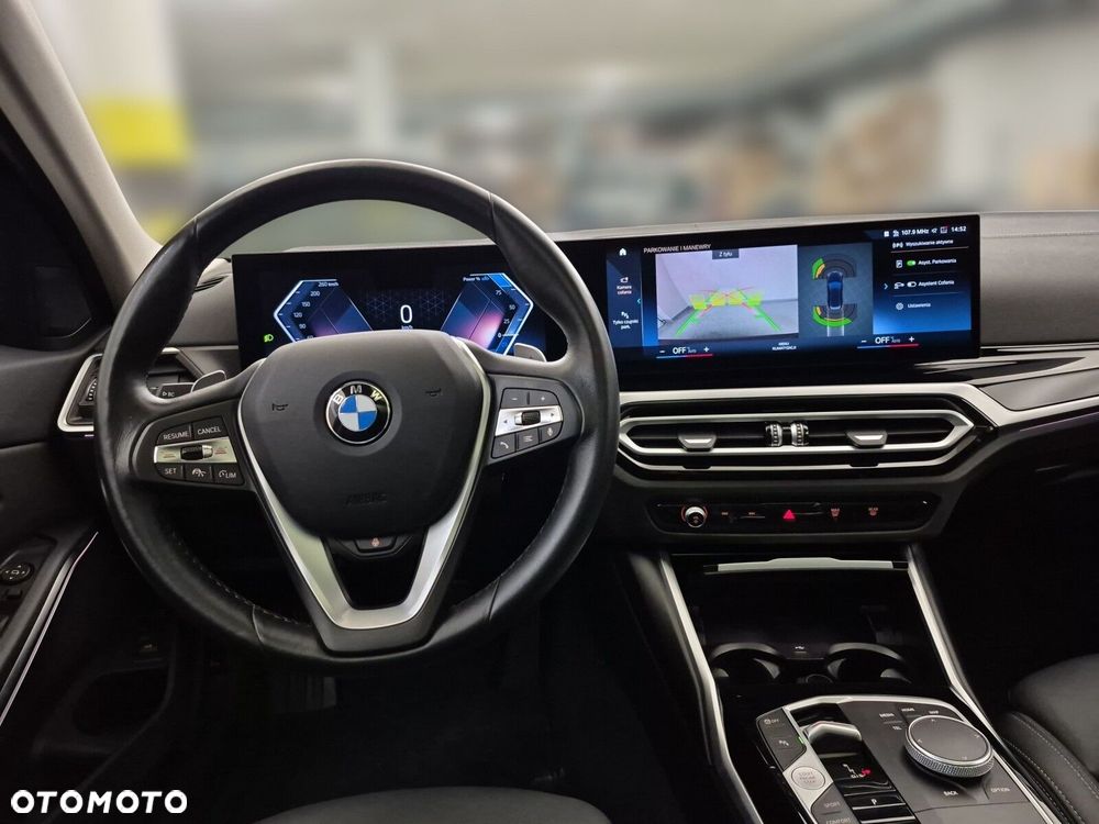 BMW Seria 3 320d xDrive mHEV - 14