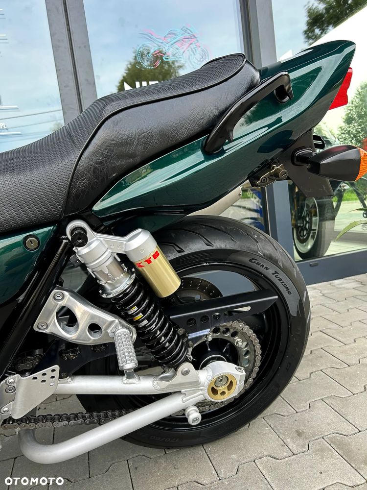 Kawasaki ZRX - 29