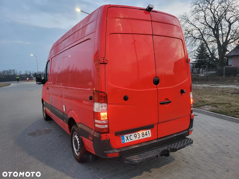 Mercedes-Benz Sprinter - 9