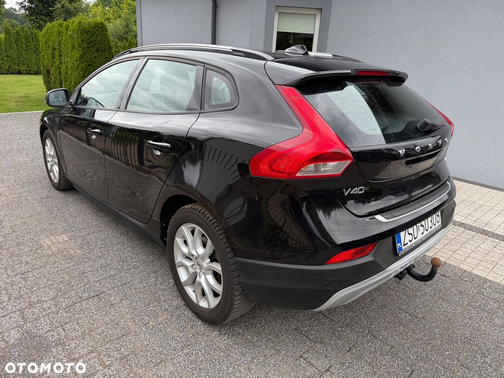 Volvo V40 Cross Country D2 Plus - 24