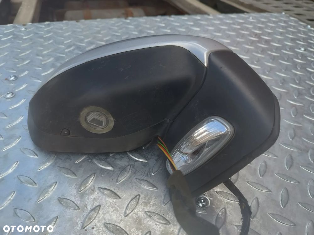 Citroen C4 grand picasso 1 I (06-12) lusterko EZRC lewe 8 pin , prawe 9 pin - 10