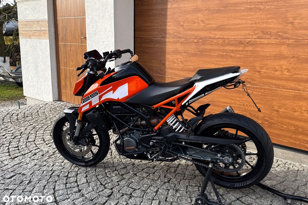 KTM Duke - 16