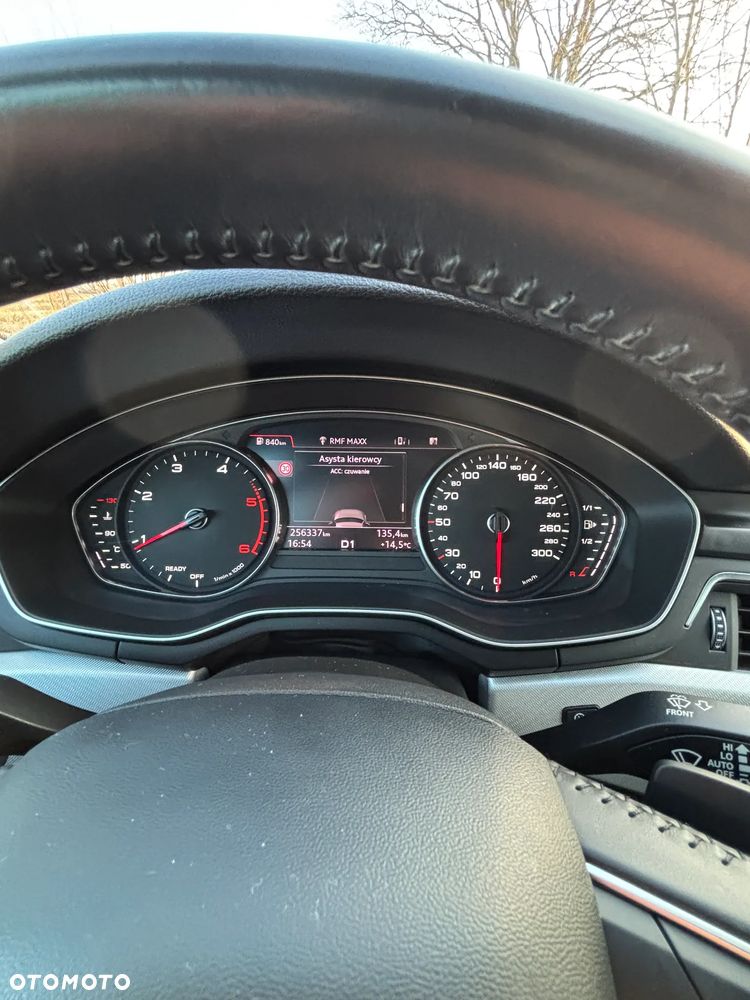 Audi A4 Avant 2.0 TDI S tronic - 13