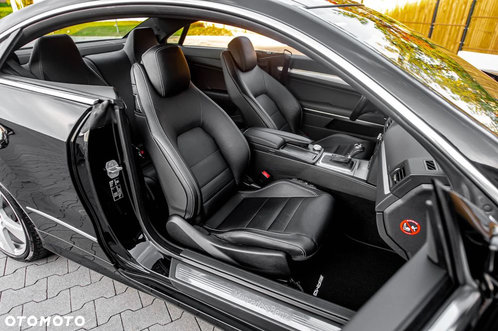 Mercedes-Benz Klasa E 350 CGI BlueEFFICIENCY 7G-TRONIC Avantgarde - 22