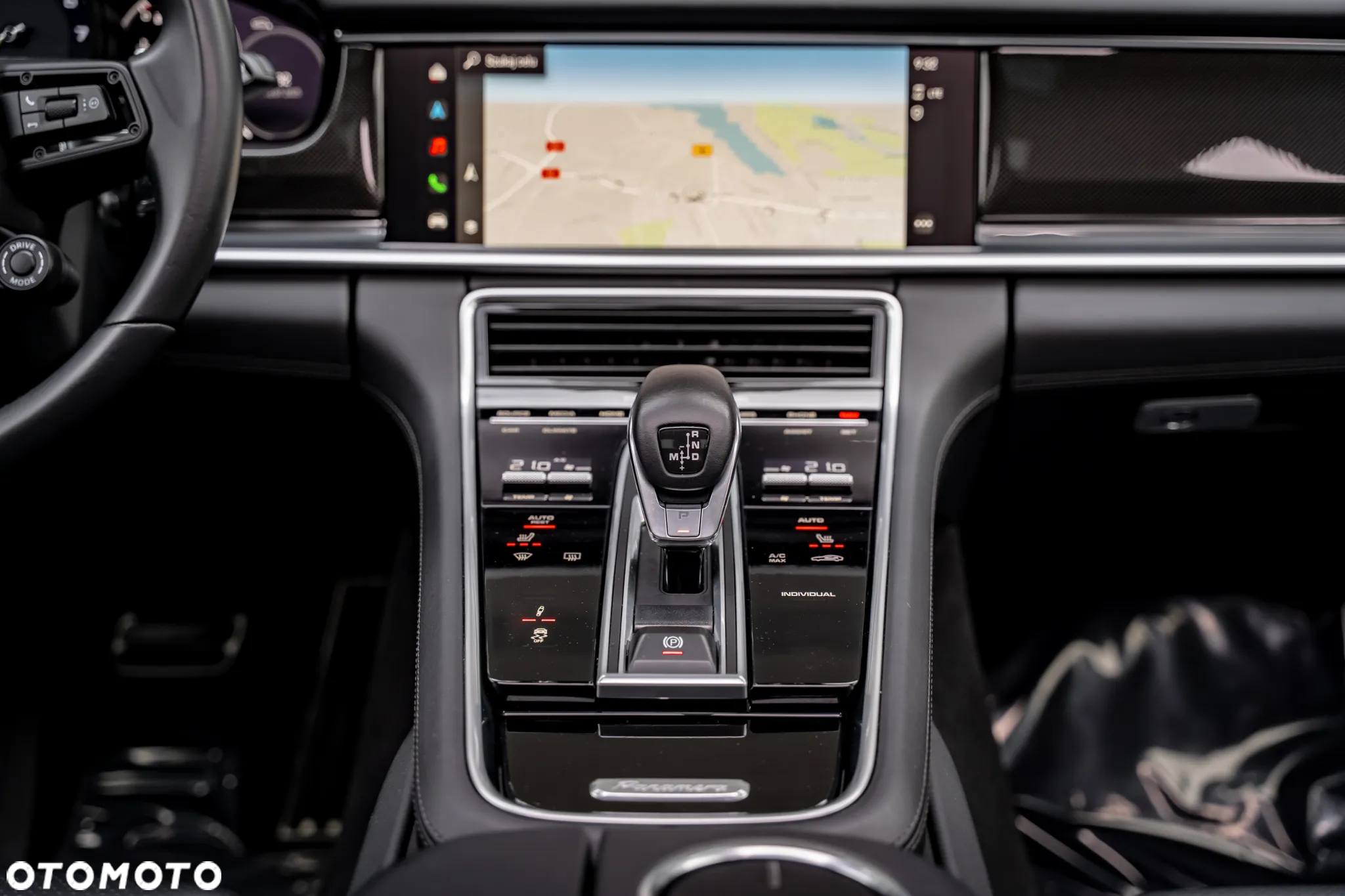 Porsche Panamera - 27