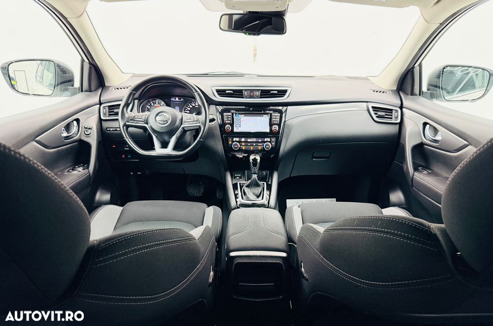 Nissan Qashqai 1.2 DIG-T Xtronic N-Vision - 6