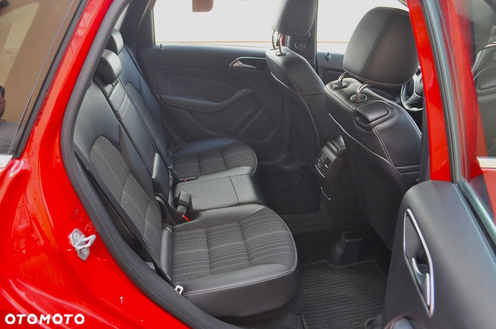 Mercedes-Benz Klasa B - 28