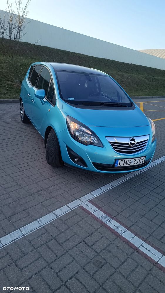 Opel Meriva 1.7 CDTI Cosmo - 1