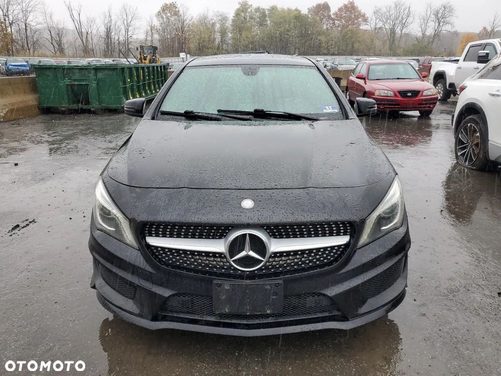 Mercedes-Benz CLA 250 4-Matic AMG Line - 6