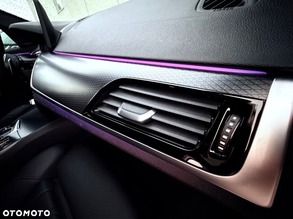 BMW Seria 5 530d mHEV M Sport sport - 23
