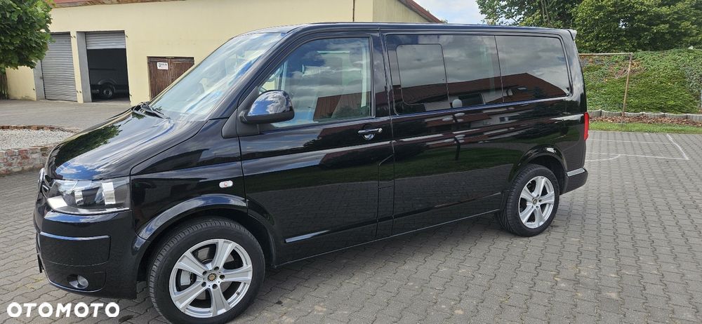 Volkswagen Multivan - 5