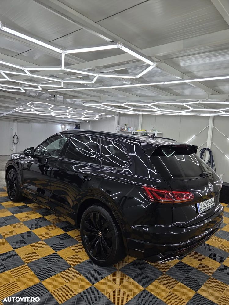 Volkswagen Touareg 3.0 V6 TDI 4Motion DPF Automatik R-Line - 3