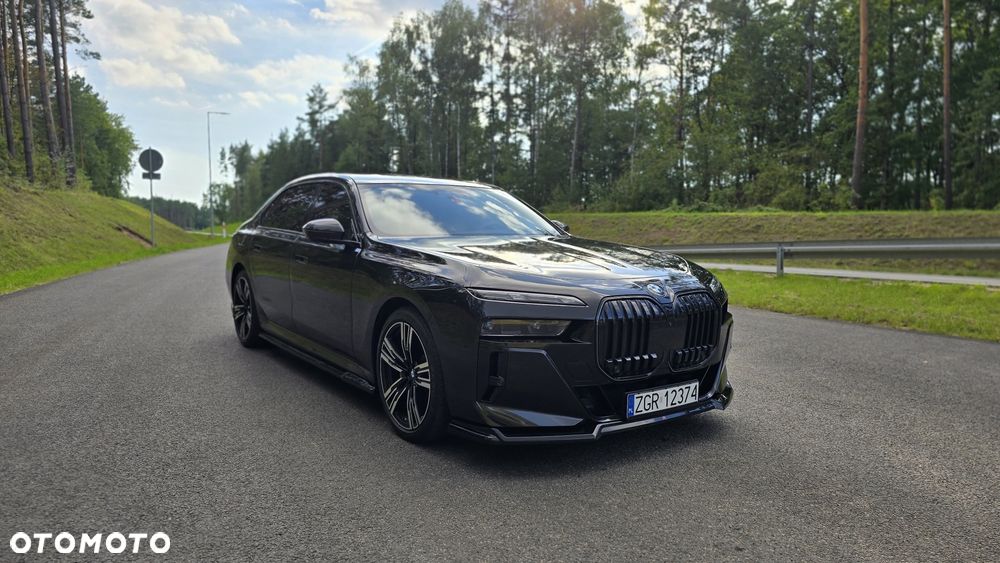 BMW Seria 7 740i - 3