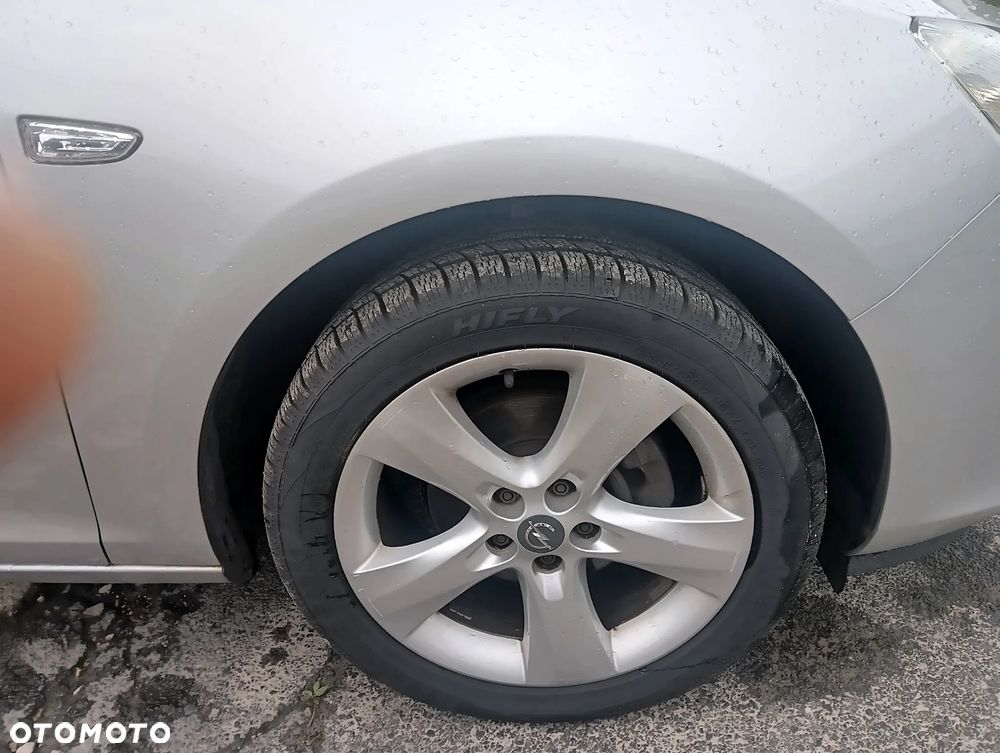 Opel Astra 1.4 Turbo Cosmo - 28