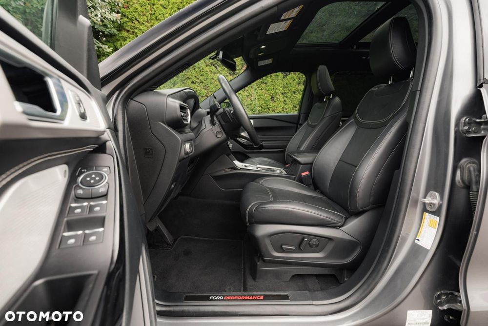 Ford Explorer - 13