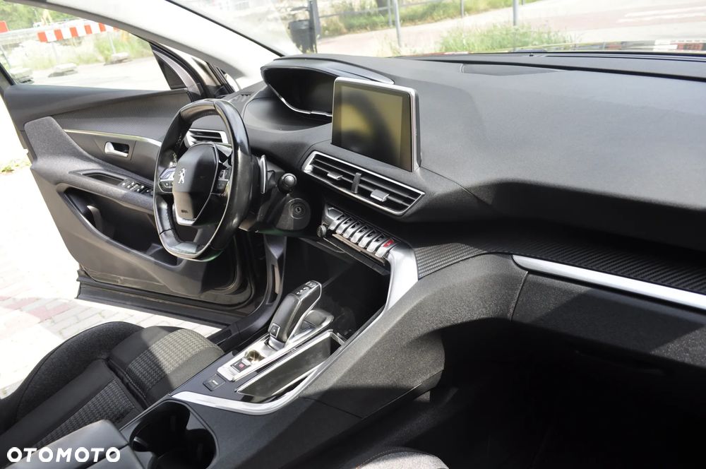 Peugeot 3008 1.6 BlueHDi Allure S&S EAT6 - 11