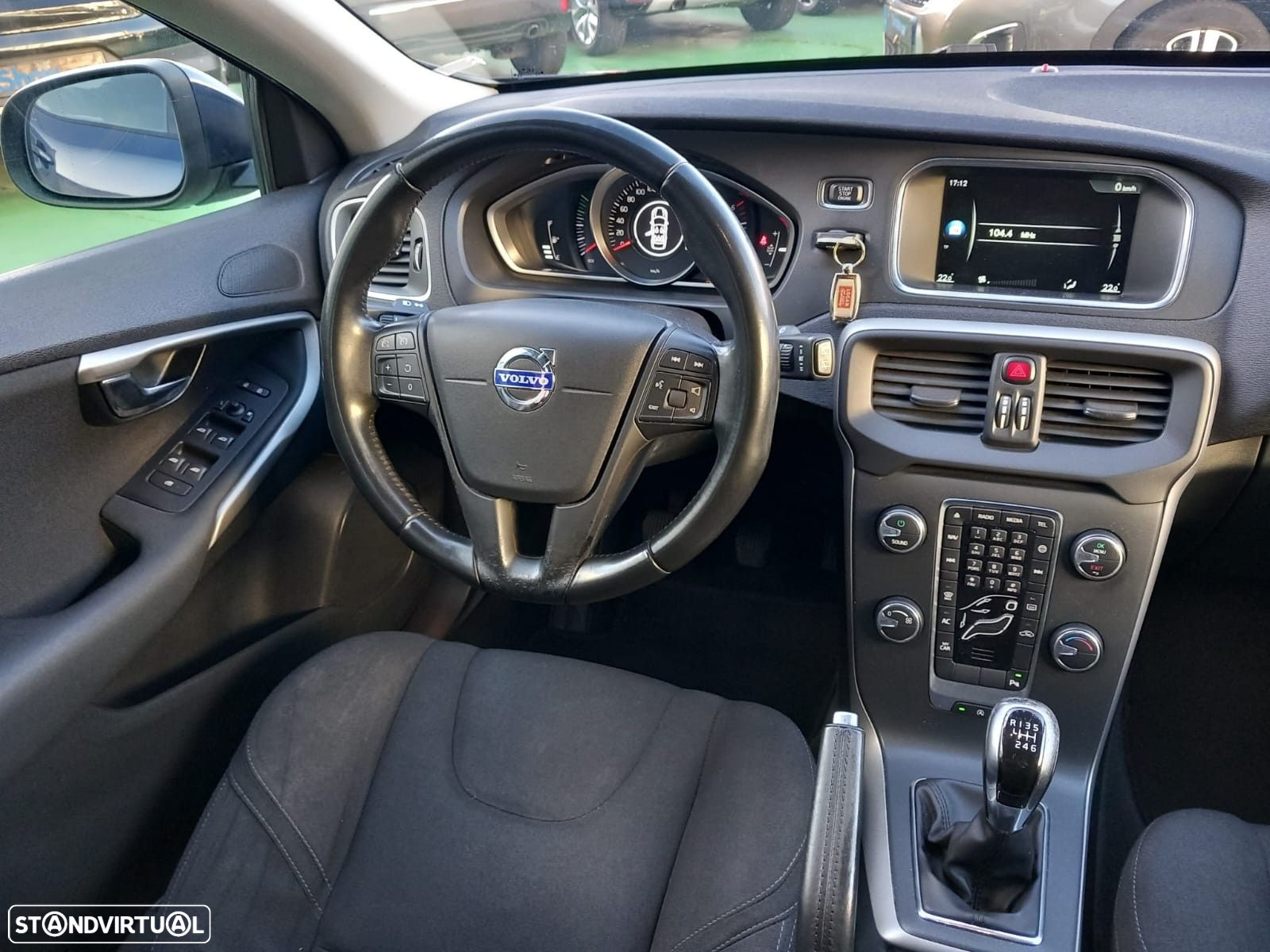 Volvo V40 1.6 D2 Eco Momentum - 13