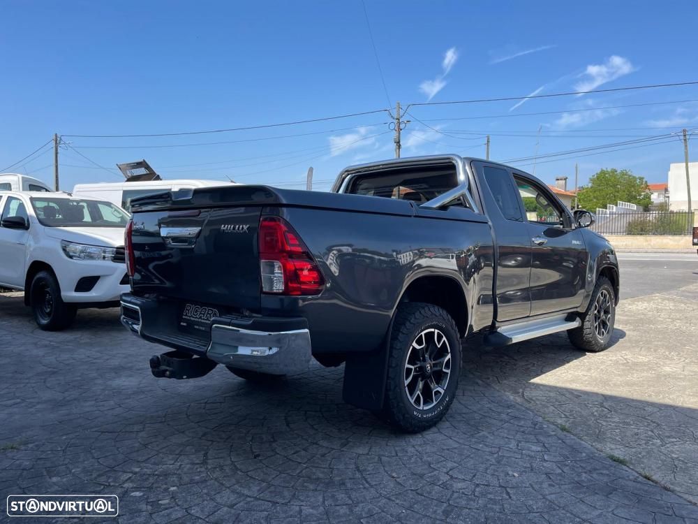 Toyota Hilux HILUX 4X4 2.4 (150CV) - 6