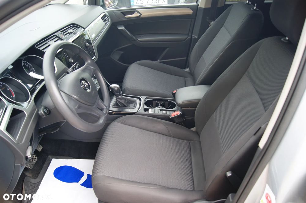 Volkswagen Touran 2.0 TDI SCR DSG Comfortline - 14