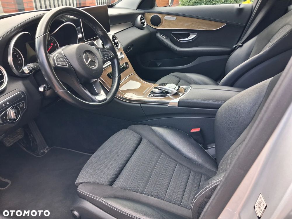 Mercedes-Benz Klasa C 180 7G-TRONIC Exclusive - 6