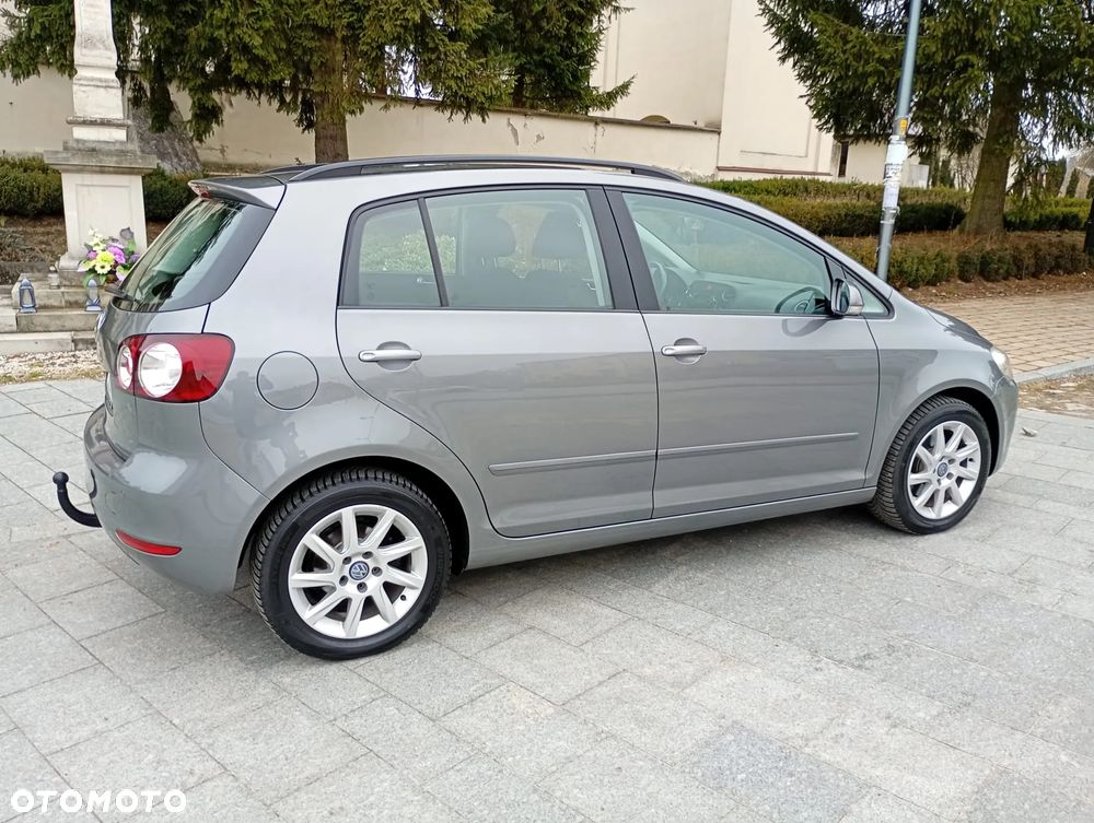 Volkswagen Golf Plus 1.6 TDI DPF Trendline - 15