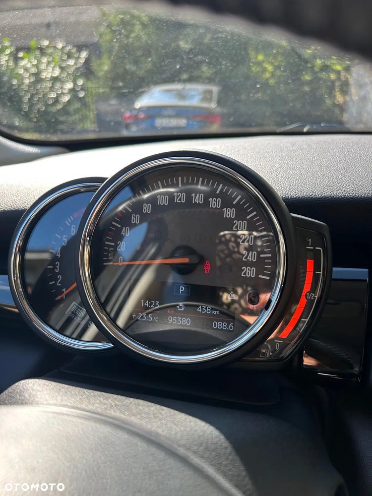 MINI Cooper Standard - 8