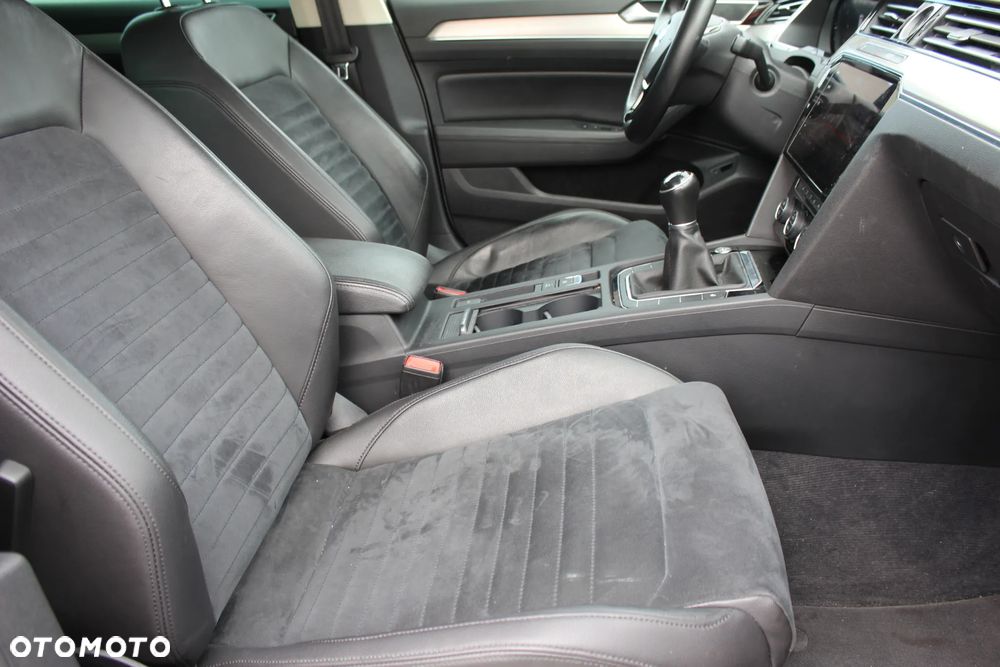 Volkswagen Passat 2.0 TDI BMT Trendline - 9