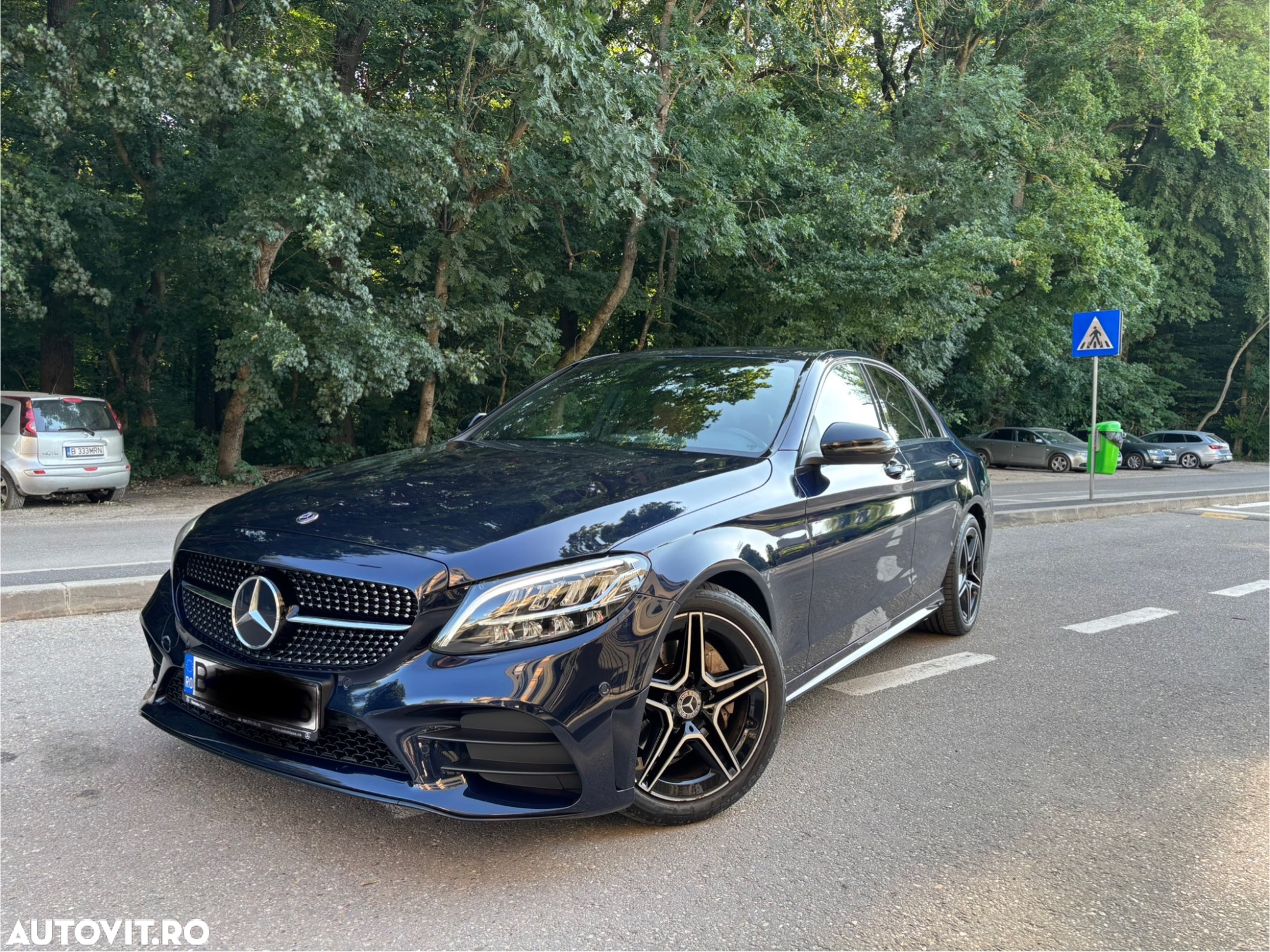 Mercedes-Benz C 180 d T 9G-TRONIC AMG Line - 4