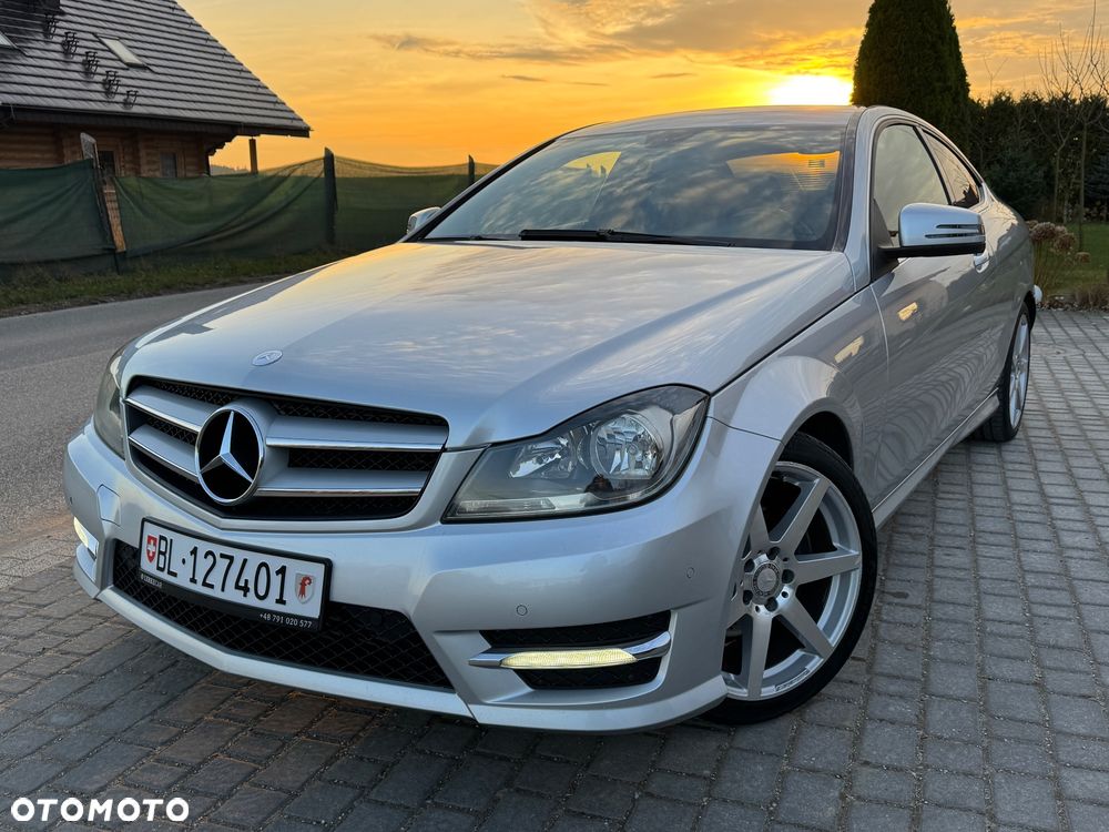 Mercedes-Benz Klasa C 180 Coupe AMG Line - 40
