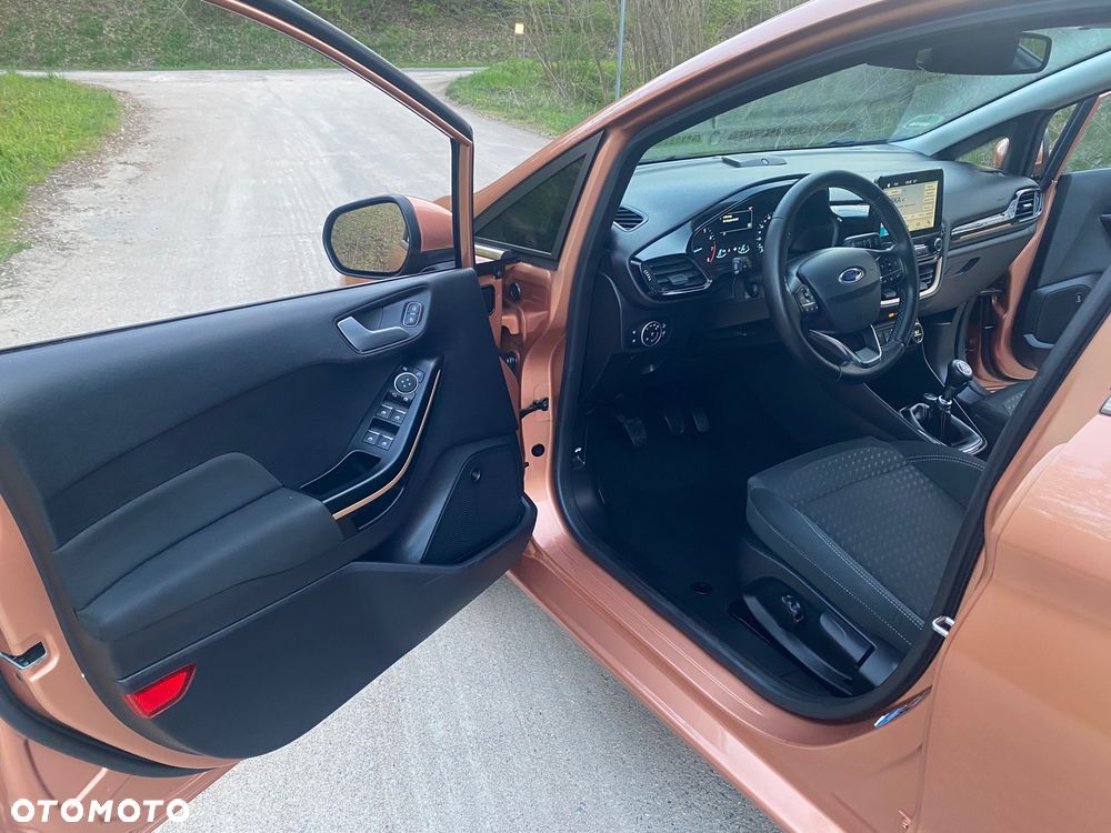 Ford Fiesta 1.0 EcoBoost S&S TITANIUM X - 16
