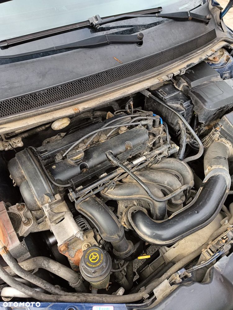 Ford Focus 1.6 Trend - 14