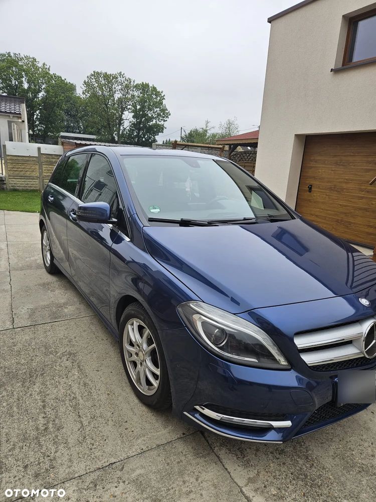 Mercedes-Benz Klasa B 180 - 4