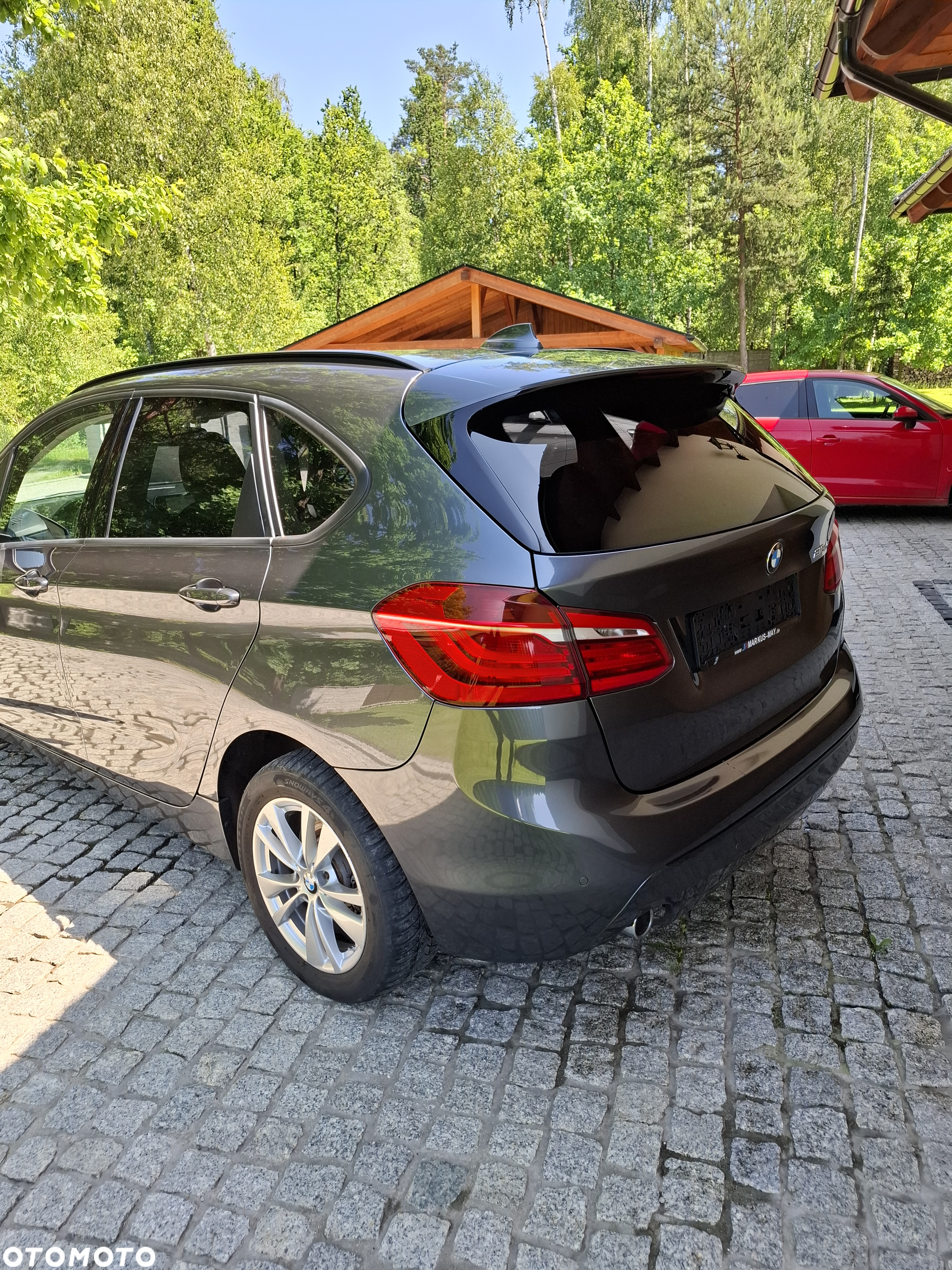 BMW Seria 2 218d - 9