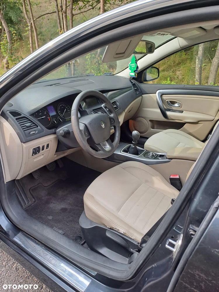 Renault Laguna 2.0 DCi Dynamique - 11