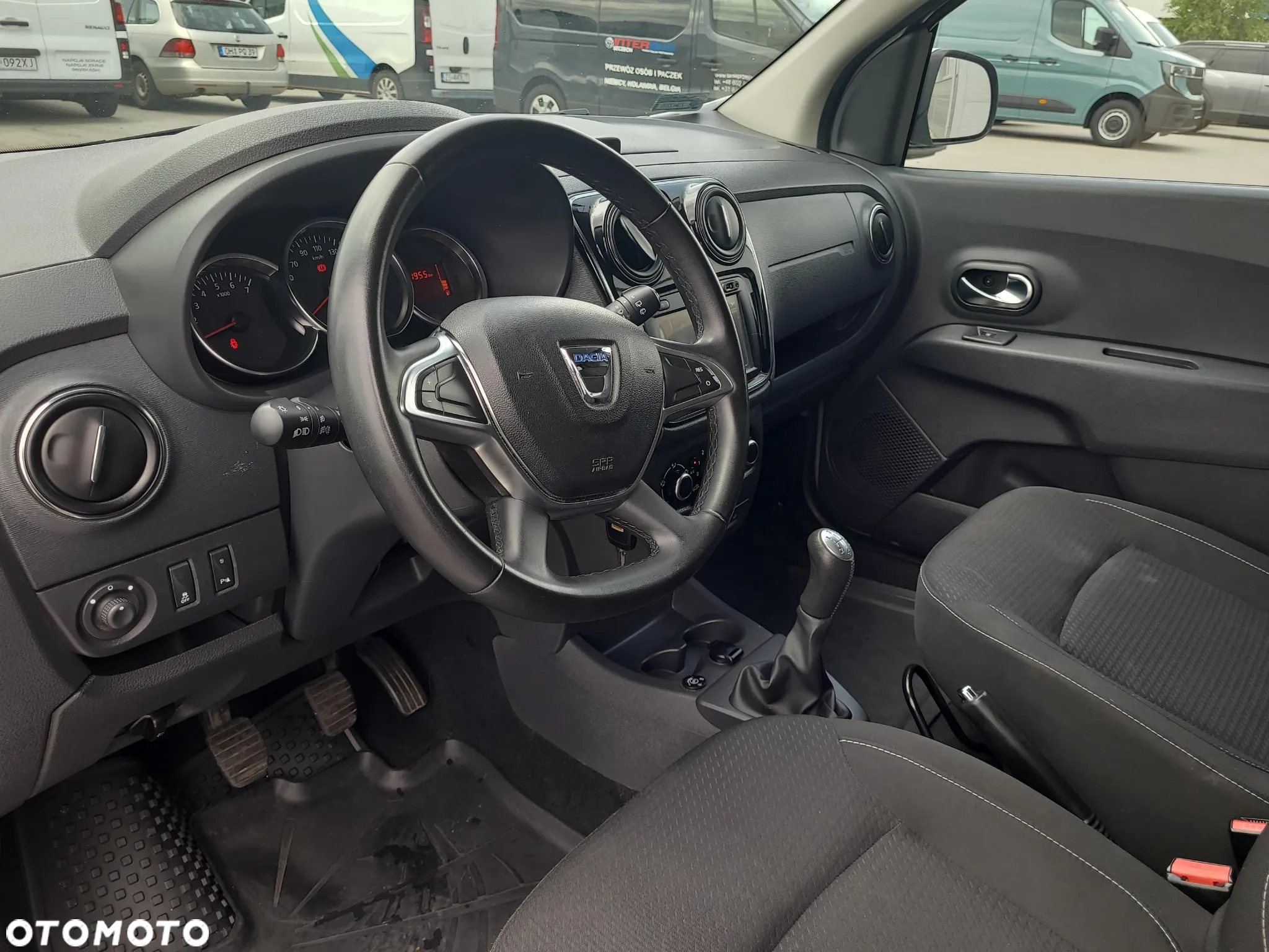 Dacia Lodgy 1.6 SCe Laureate S&S - 9