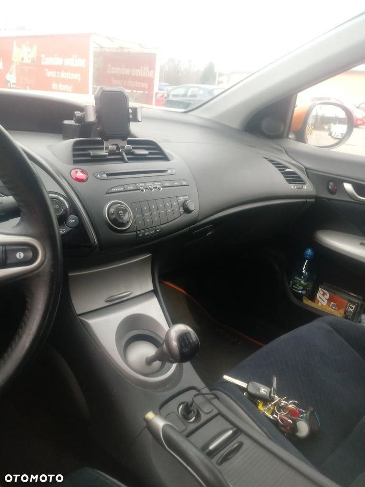 Honda Civic 1.4 Comfort - 10