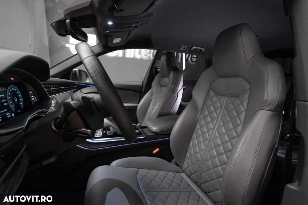 Audi Q8 - 25