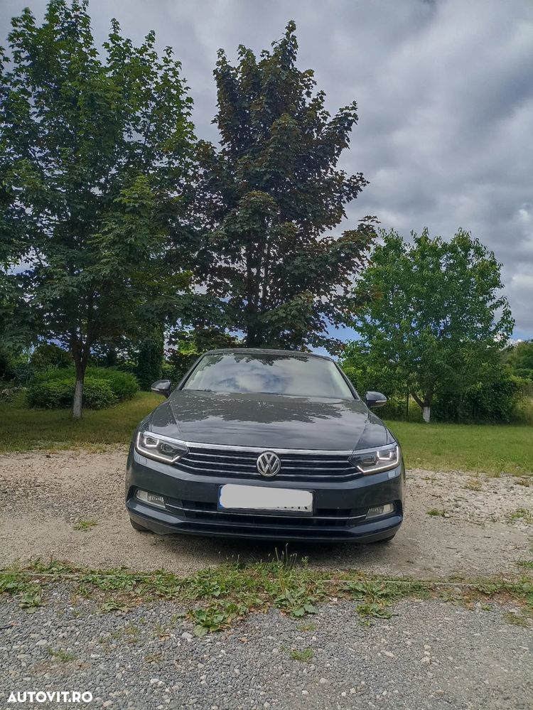 Volkswagen Passat - 10