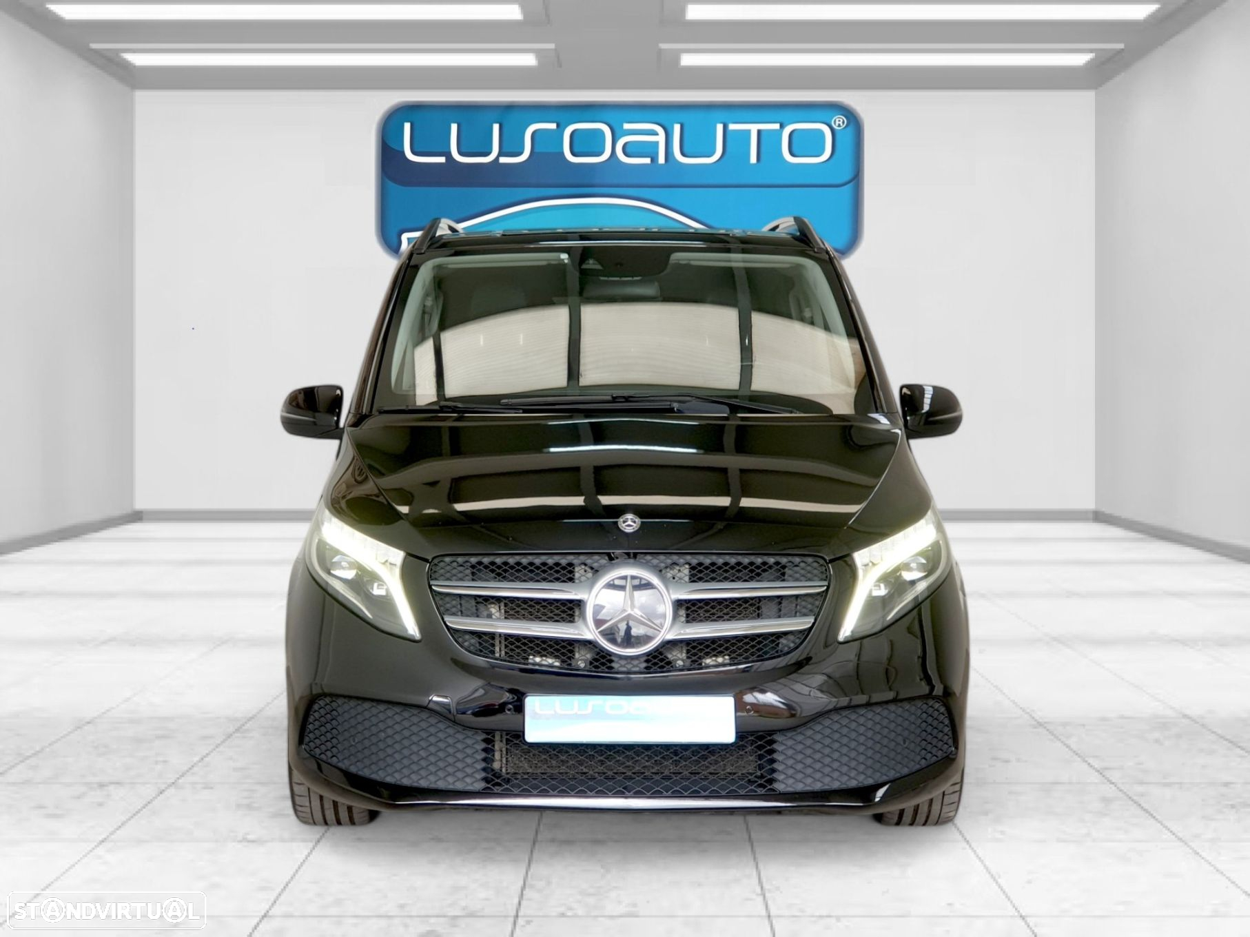 Mercedes-Benz V 300 d Longo Avantgarde - 3