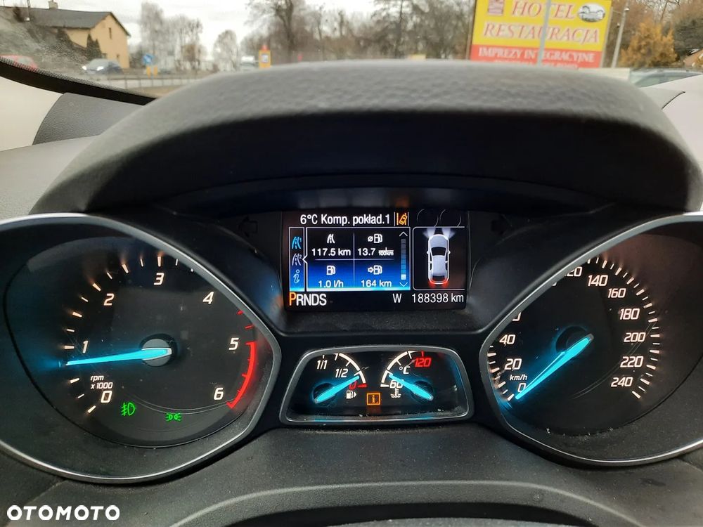 Ford Kuga 2.0 TDCi 4x4 SYNC - 29