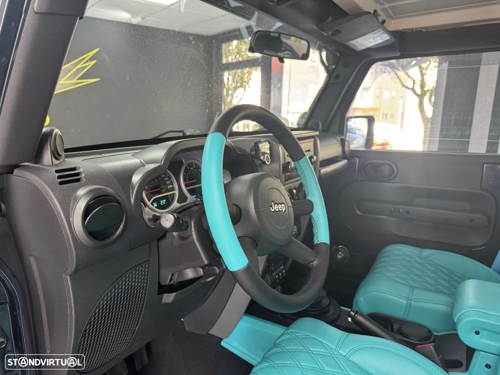 Jeep Wrangler Unlimited 2.8 CRD MTX Rubicon - 27