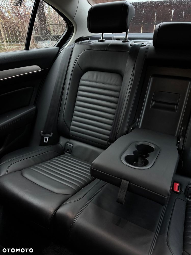 Volkswagen Passat 2.0 TSI BMT Highline DSG - 13