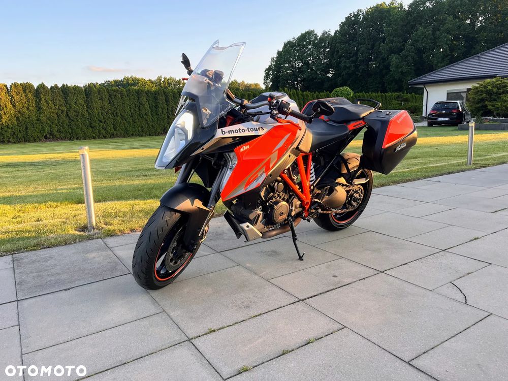 KTM Super Duke - 1