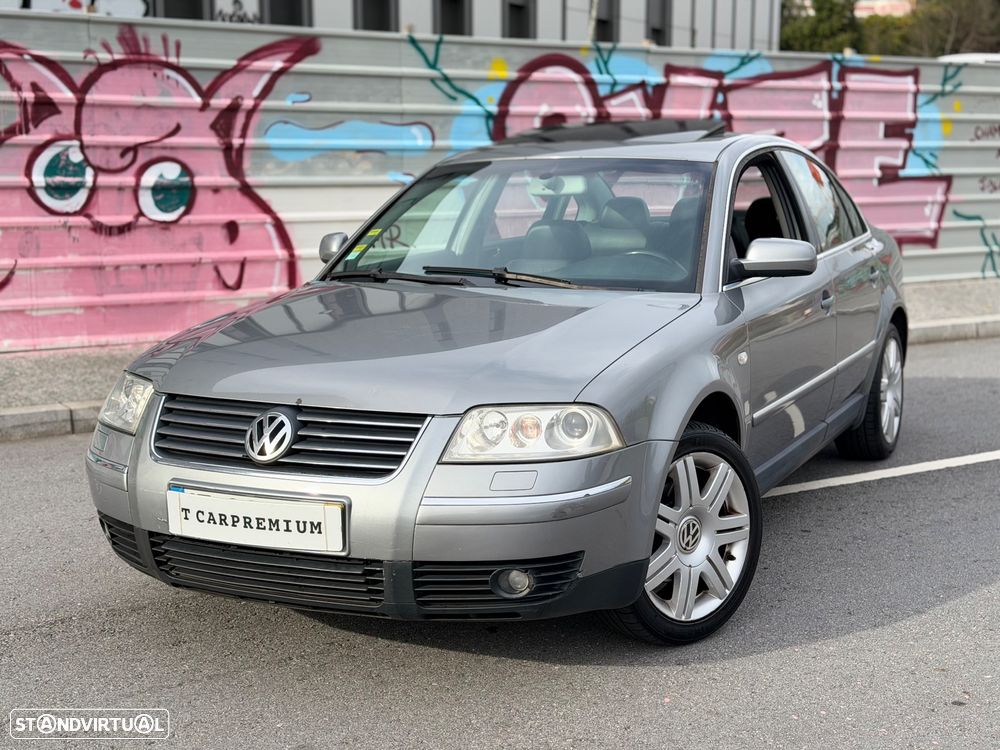 VW Passat 1.9 TDi Highline - 4