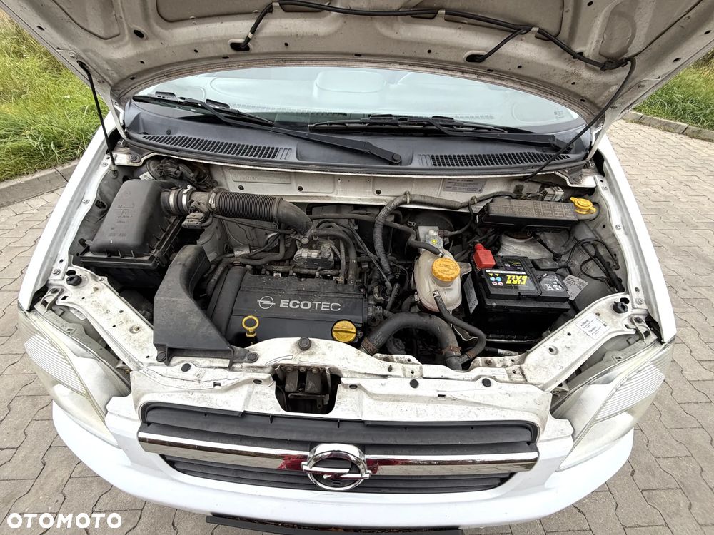 Opel Agila - 9
