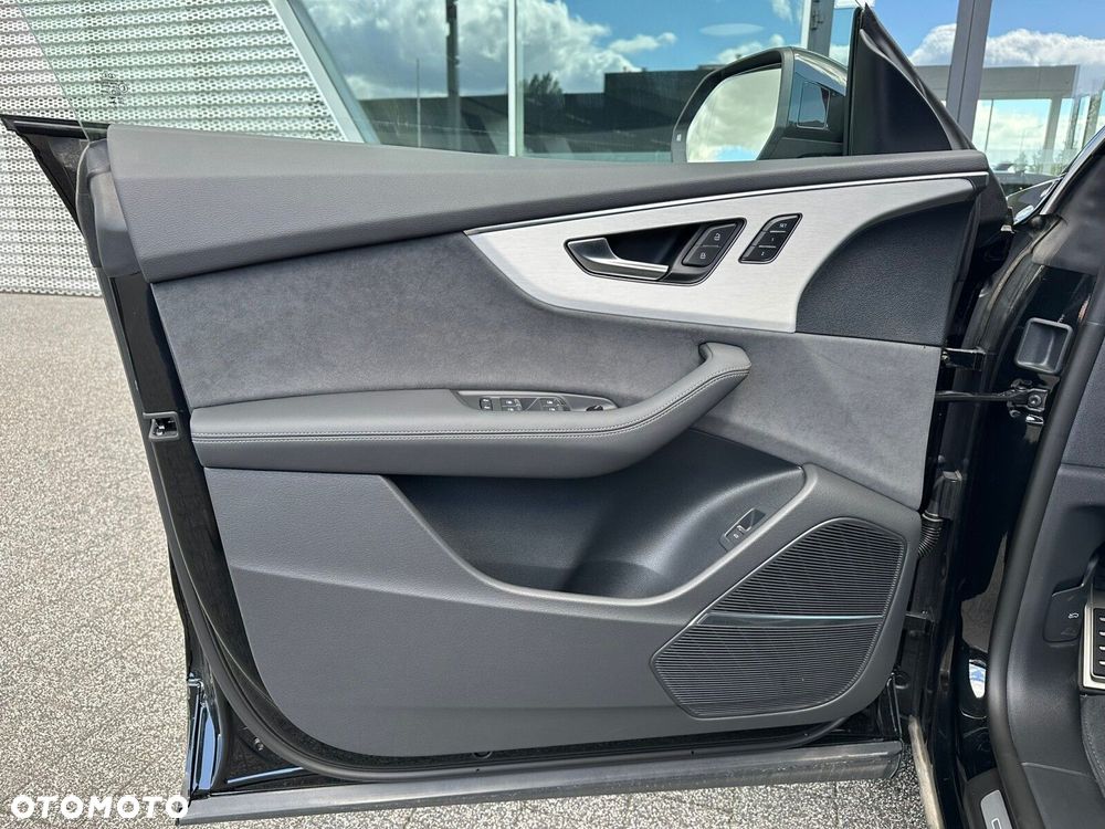 Audi Q8 - 14
